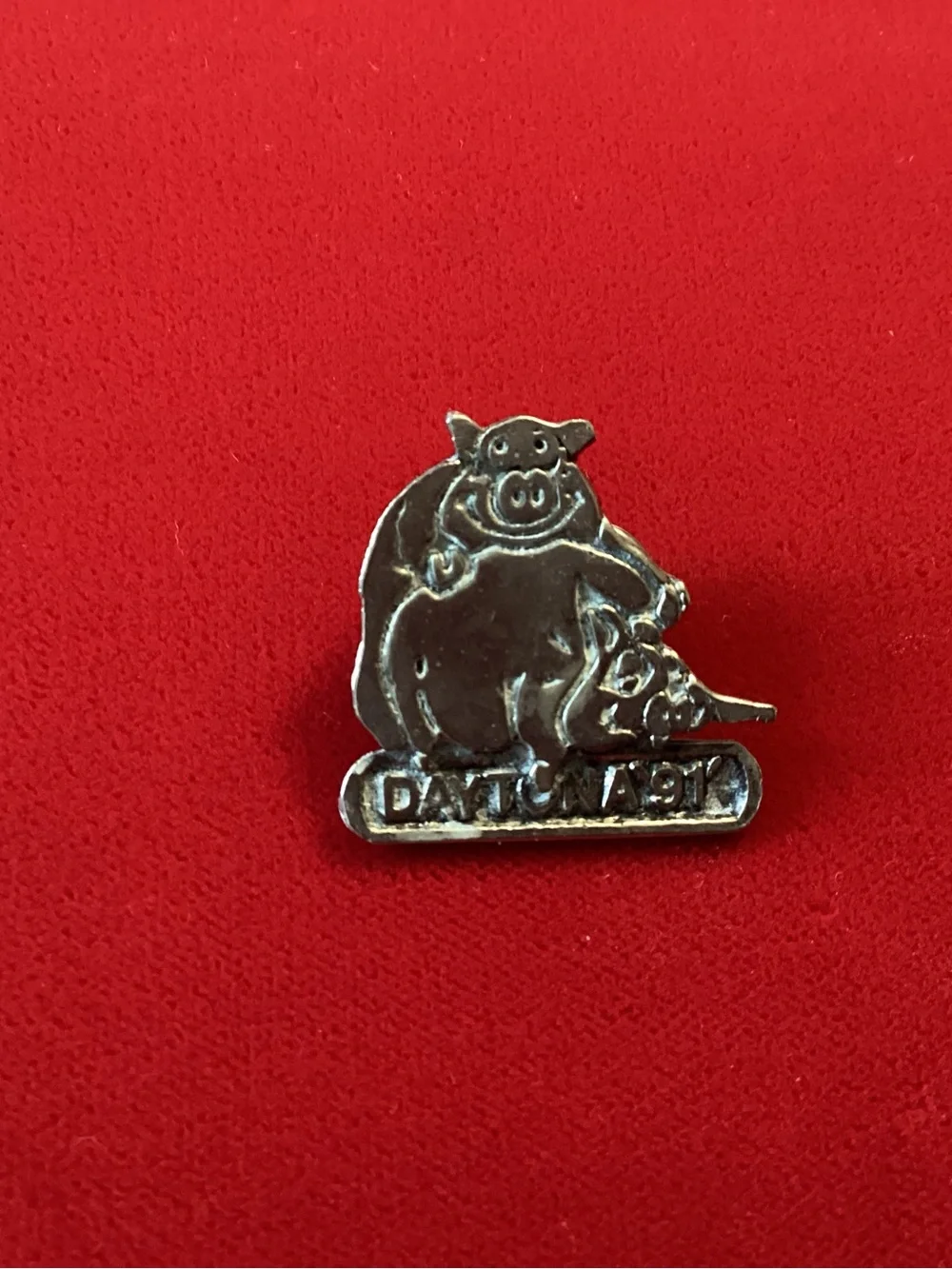 Harley‑Davidson Vintage Silver Pig Lapel Pin with Black Detailing